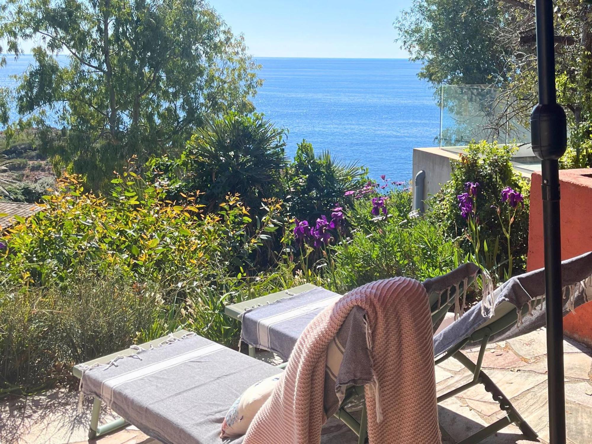 Santa Margarita Bed and Breakfast Saint-Raphaël Exteriör bild
