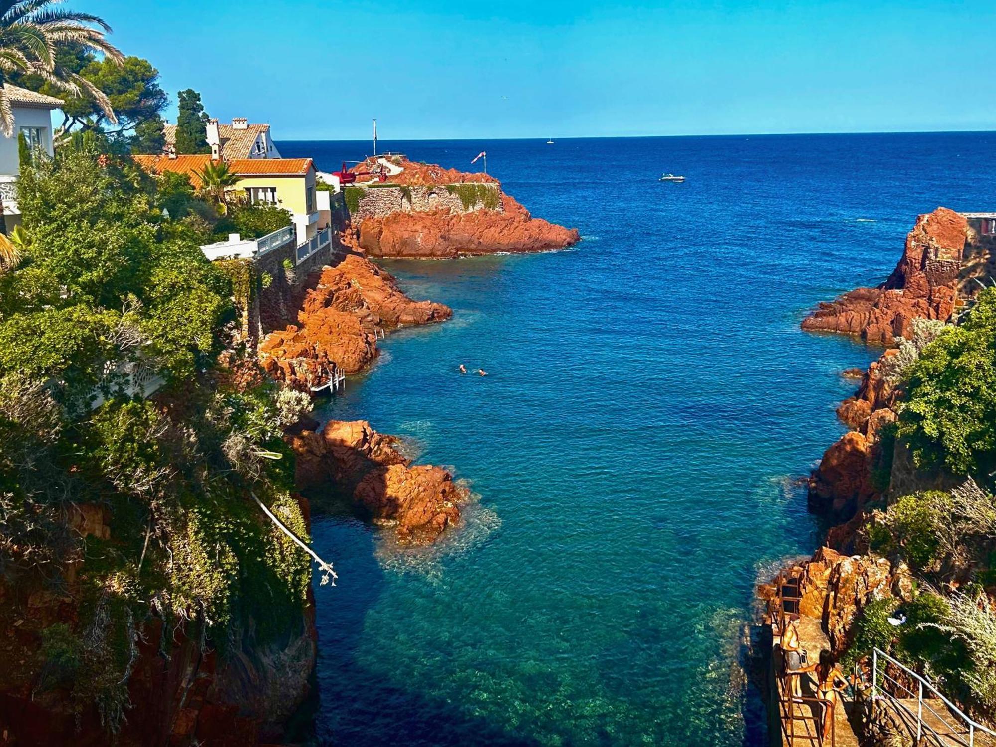 Santa Margarita Bed and Breakfast Saint-Raphaël Exteriör bild
